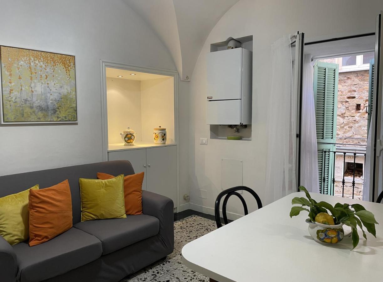 Appartamento Old Town Lemon Charm Bordighera Esterno foto