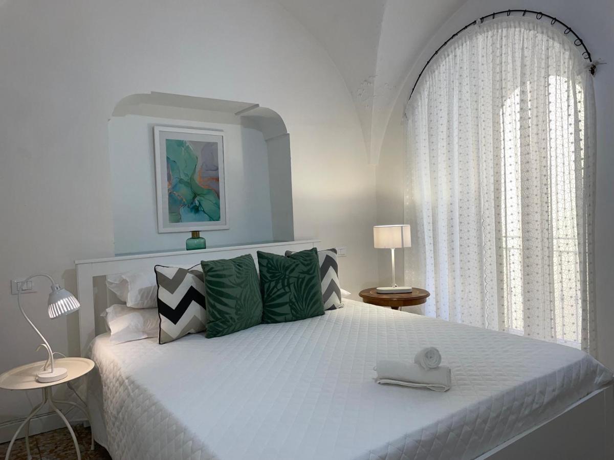 Appartamento Old Town Lemon Charm Bordighera Esterno foto